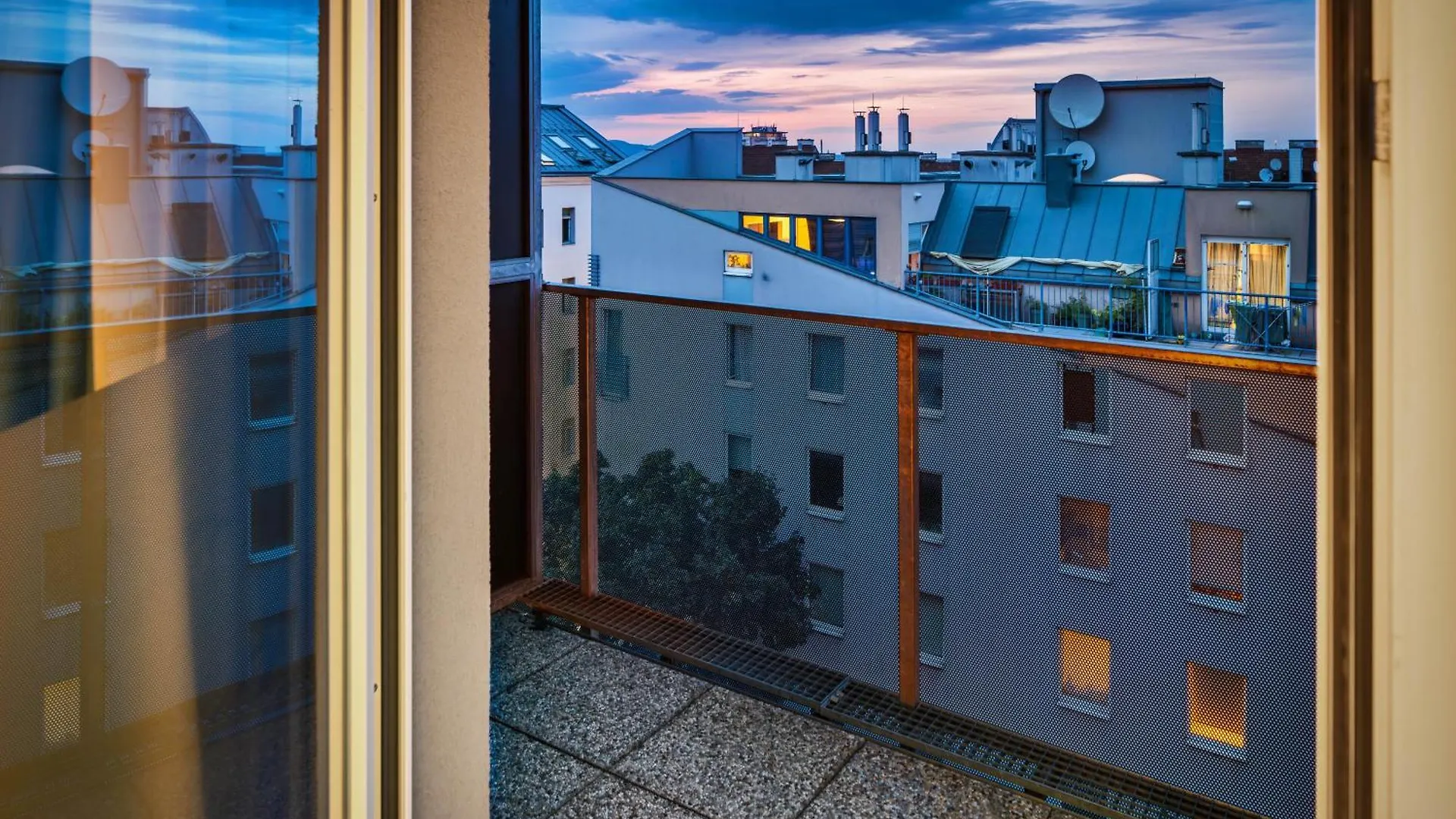 **** Hotel Jimmys Apartments Xxl Vienna Austria