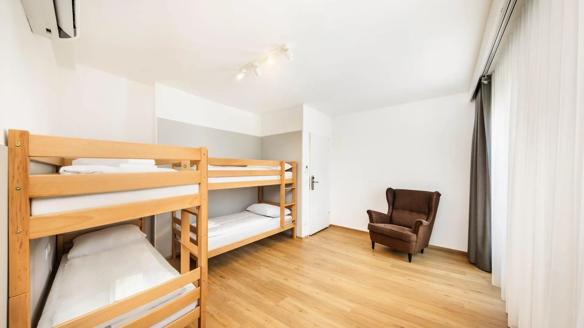 Hotel Jimmys Apartments Xxl Vienna