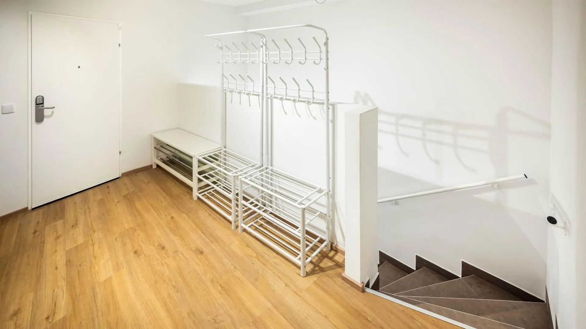 Jimmys Apartments Xxl Vienna 4*,  Austria