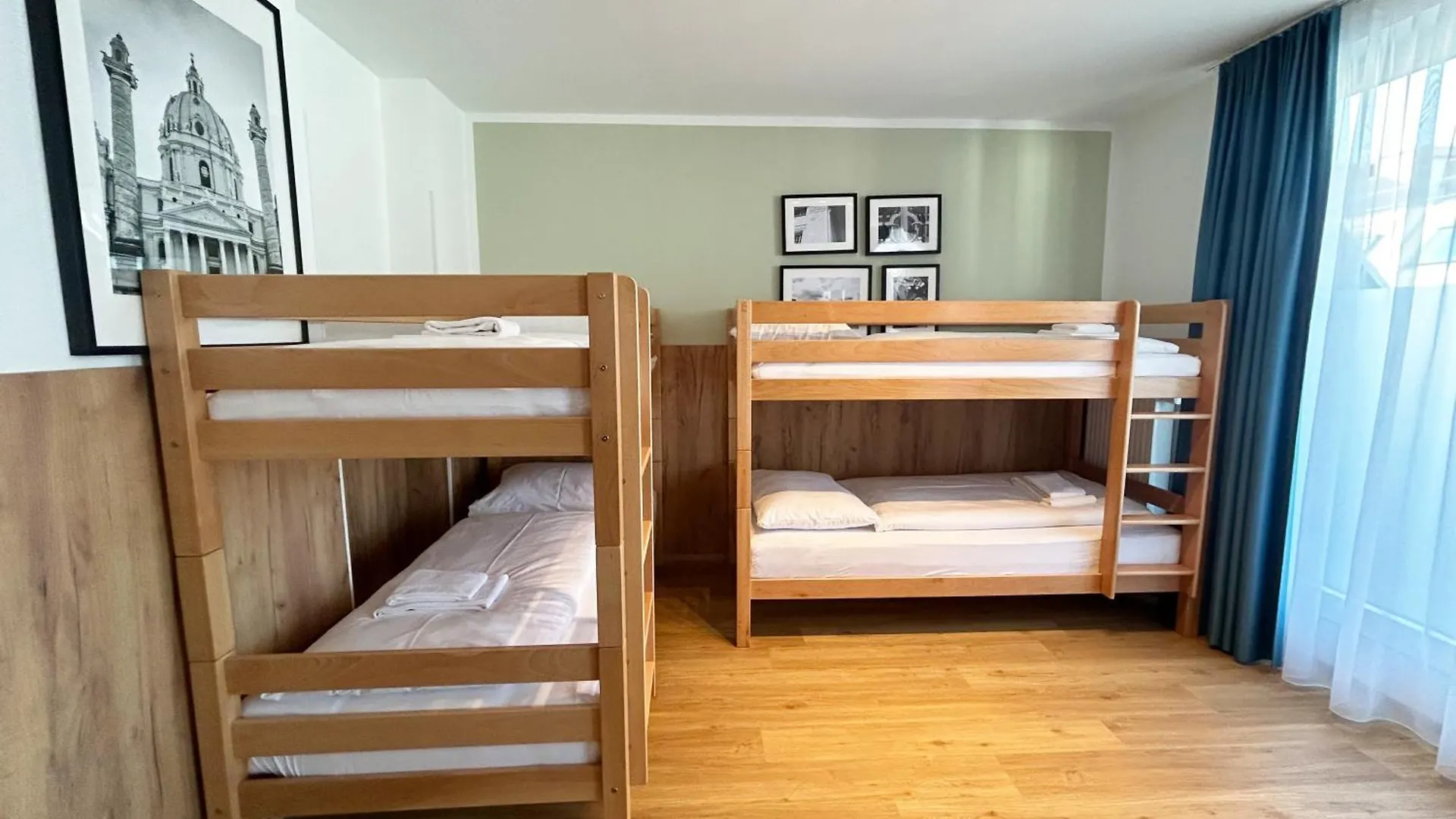 **** Hotel Jimmys Apartments Xxl Vienna Austria