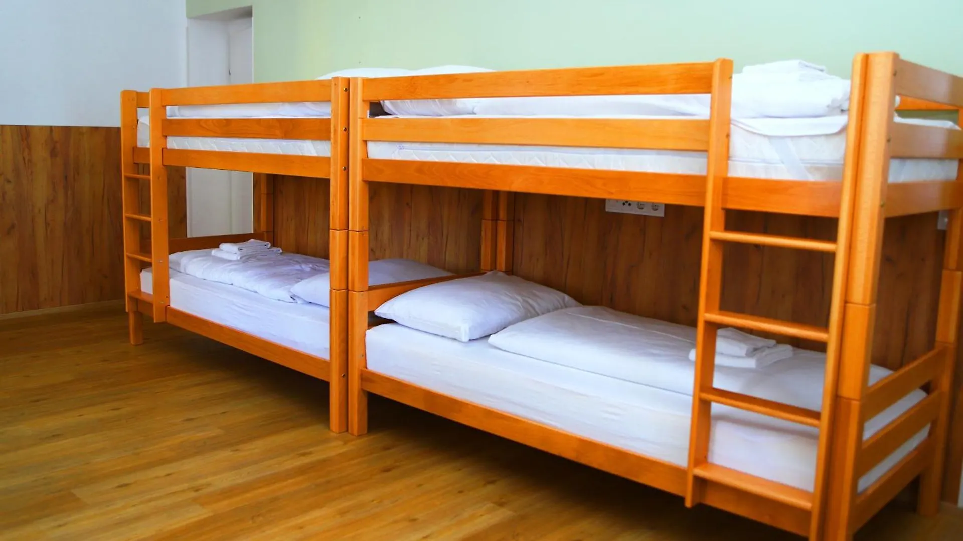 **** Hotel Jimmys Apartments Xxl Vienna Austria