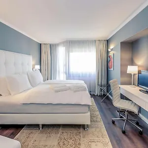 Hotel Mercure Raphael