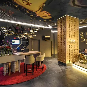Hotel Mercure First, Viena