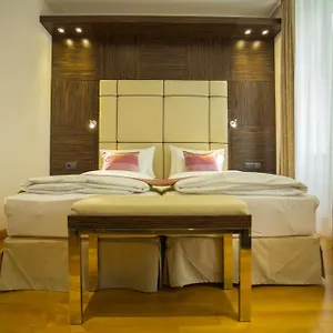 Hotel Western Arcadia